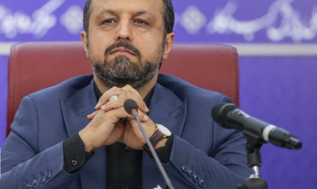 وزیر اقتصاد: هزار نفر از سوداگران ارز شناسایی شدند